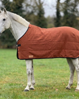 Unterlegdecke 100% Wolle, dreilagig — KI-generierte Beispieldarstellung