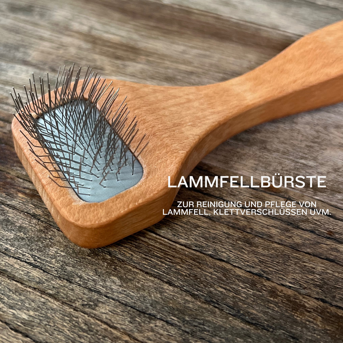 Lammfellbürste — für Lammfell, Klettverschlüsse und Wunderbürste