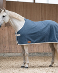 Abschwitzdecke 100% Baumwolle (für Ponys) — KI-generierte Beispieldarstellung